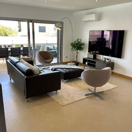 Beach Condo Porto Mos 라고스 외부 사진