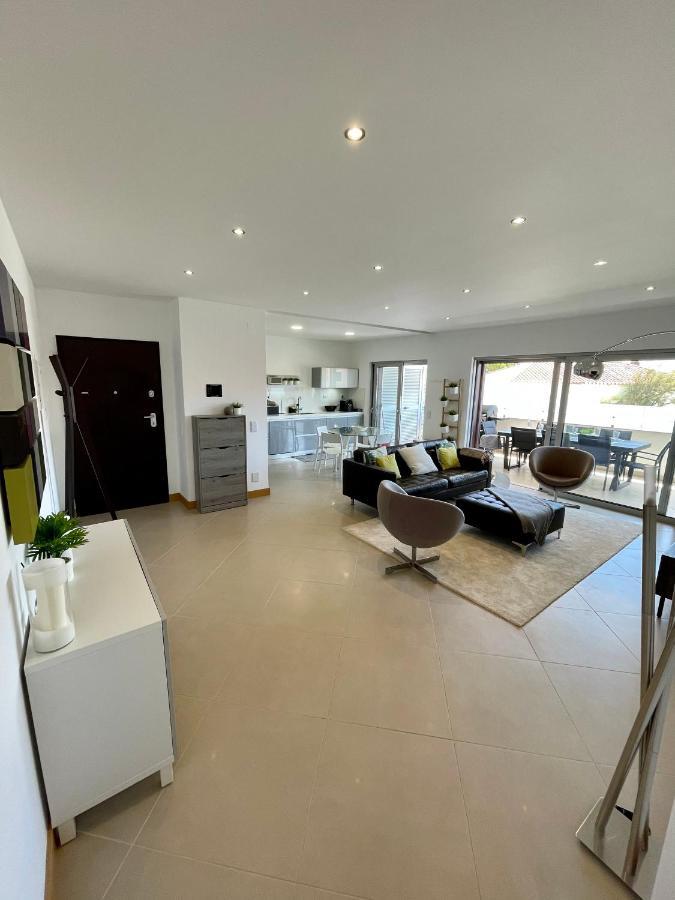 Beach Condo Porto Mos 라고스 외부 사진